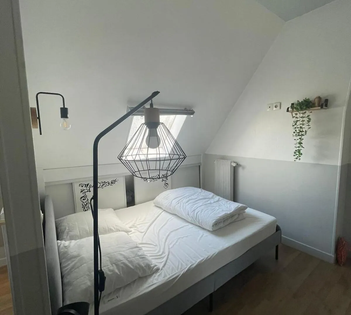 Flexliving - Studio - Tour Maubourg Paris France
